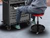 Tabouret d'atelier sur roulette
